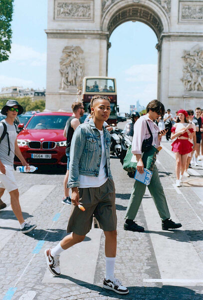 BIRD PRODUCTION : ‘Make Your Own Moment’ ZALANDO Fall/Winter 2022 campaign, VOGUE FRANCE presents new talents, MYTHERESA GUCCI Pet Collection, LEANDRA STUDIO Jewelry collection and ‘Measure the Feeling’ exhibition with Clare Shilland in Paris