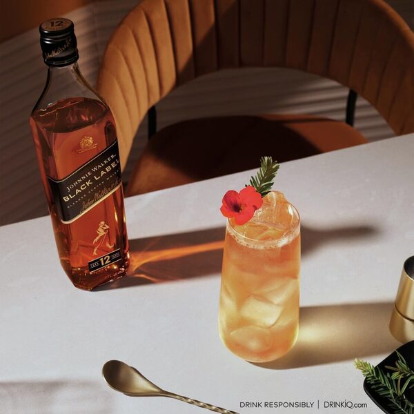 <b>JOHNNIE WALKER</b> Print &amp; Moving Image Kampagne von Still Life Spezialistin <b>Tais SIROTE c/o MAKING PICTURES</b> für Anomaly