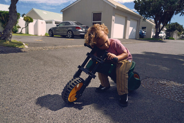 <b>MIRIAM LINDTHALER</b> presents kids, lifestyle &amp; people editorials, photographed in London and Cape Town