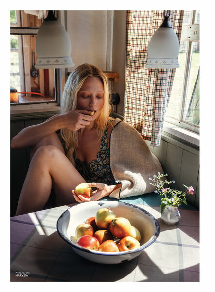 ‘THE FARM’ is located just outside of Bremen – <b>KARINA ASMUS</b> with hair &amp; makeup for <b>L’OFFICIEL Baltic</b>