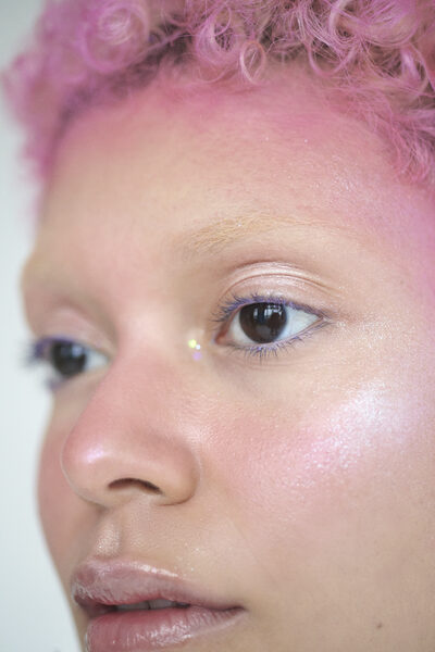 &nbsp;'<b>Fade into you</b>' - eine freie Beauty-Arbeit von Fotografin <b>Christina HASENAUER c/o DOUBLE T</b>