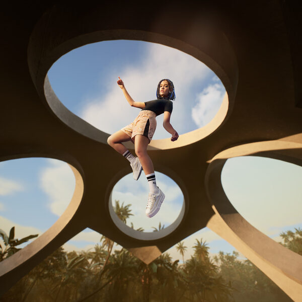 ‘Don’t wait to grow up’ – <b>PAWEL FABJANSKI</b> photographs the <b>PUMA MAYZE COLLECTION campaign </b>with singer and brand ambassador <b>Sara James</b> for the agency high&amp;