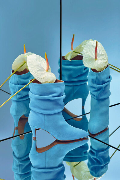 'Flower Power - The SS 23 Accessoires' für das <b>KaDeWe/Alsterhaus/Oberpollinger&nbsp;Magazin</b> - Fotos <b>Ragnar SCHMUCK c/o&nbsp;NERGER M&amp;O,&nbsp;</b>Editorial Director Hans Bussert,&nbsp;Art Director Florian Lambl