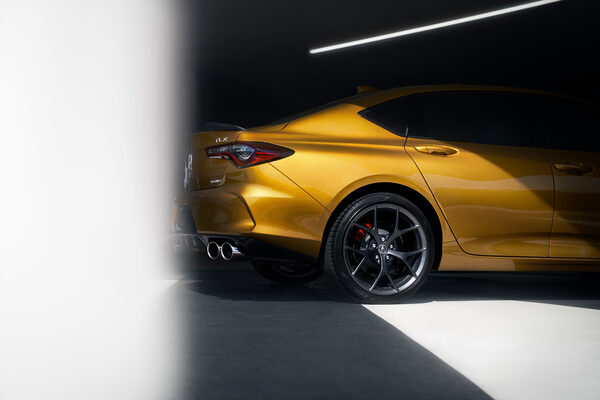 Power with purpose! <b>ACURA</b> TLX Type S &amp; MDX Type S with post production by <b>THE KLUBHOUSE</b>