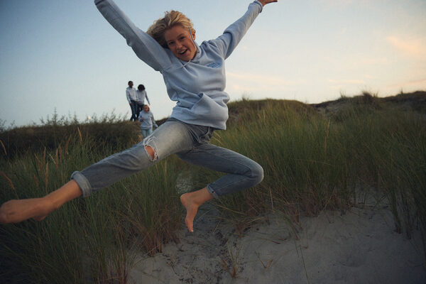 First days of summer! <b>DAVID MAURER</b> photographs fresh looks for the young label <b>MOIN MEER </b>from Heiligenhafen