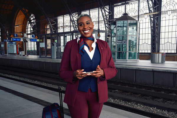 Employer branding campaigns for <b>DEUTSCHE BAHN </b>and <b>LKQ EUROPE</b> by <b>Mat NEIDHARDT c/o EMEIS DEUBEL</b>