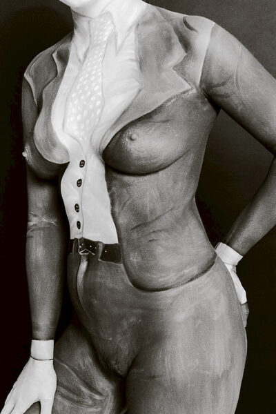 <b>NUMÉRO Berlin</b> - Stiletto &amp; B&amp;W Series by<b> Teresa CIOCIA c/o BIRD PRODUCTION</b>