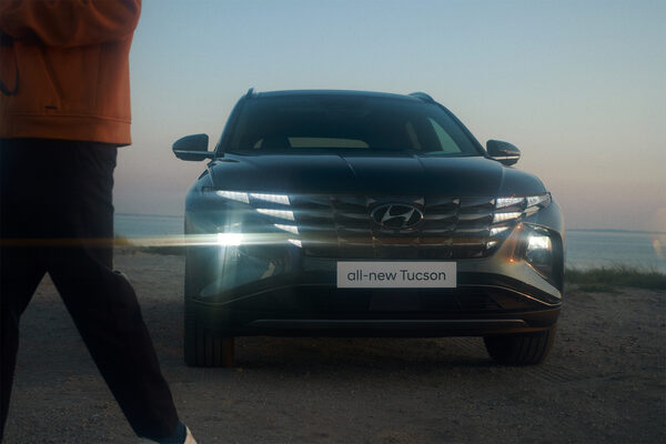 <b>BEN &amp; MARTIN</b> photograph the <b>HYUNDAI TUCSON </b>in Rotterdam for Jung von Matt