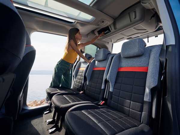 <b>MARC AND DAVID</b> photograph the lifestyle campaign for the new <b>CITROËN E-BERLINGO</b> in southern France