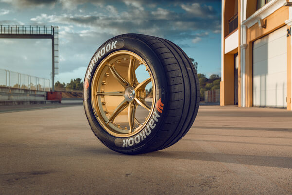 <b>Lars Heberer, Creative Lead Europe of HANKOOK TIRE &amp; TECHNOLOGY</b>, presents us&nbsp;motion &amp; stills with the very first laps of HANKOOK TIRES <b>in Formula E </b>– and is looking forward to <b> UPDATE-24-BERLIN as a GoSeeAWARDS Juror</b>