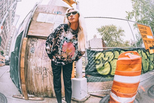 True to This - <b>Gary COPELAND c/o ALYSSA PIZER MANAGEMENT</b> fotografiert für das Streetwear meets Board-Label&nbsp;<b>VOLCOM</b> in New York City