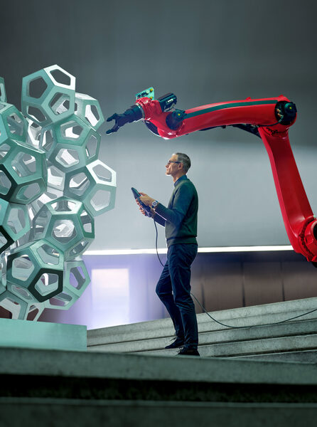 ‘Made to be prepared’ – the <b>VICTORINOX </b>brand campaign with stills by <b>Lars BORGES c/o EMEIS DEUBEL </b>for Publicis, Switzerland
