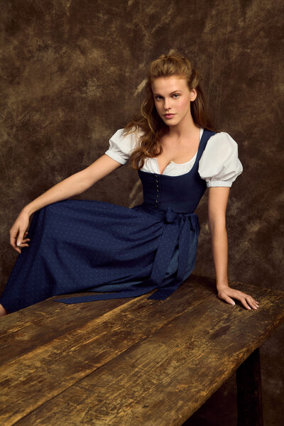 <b>ELLE x LUREN</b> Kollektion &amp; <b>LODENFREY </b> Kampagne von <b>Dirk BADER c/o AVENGER TEAM</b>