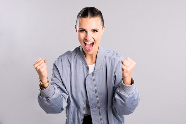 <b>NEO.BET </b>sports betting campaign featuring Laura Wontarra, photographed at a film shoot by <b>Bernd POSSARTD c/o DOUBLE T</b>