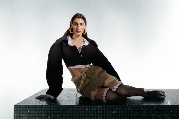 'Echo' - <b>METAL MAGAZINE</b> editorial by <b>Pascal SCHONLAU c/o EMEIS DEUBEL</b>&nbsp;