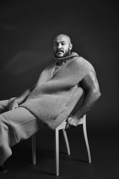 <b>Ronald DICK c/o SHOTVIEW A.M. </b>fotografiert die deutschen Schauspieler und Esquire Townhouse-Stars <b>Malick Bauer, Jannik Schuermann und Daniel Donksoy </b>für die deutsche Ausgabe des <b>ESQUIRE Magazins</b>