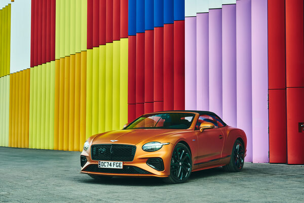 <b>RAMP </b>photographs the official press images for the <b>BENTLEY Continental GT</b>