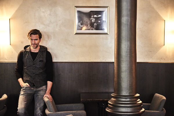 &nbsp;Westen von <b>DORNSCHILD </b>- fotografiert von <b>Christian GEISSELMANN c/o&nbsp;KRISTINA KORB</b>