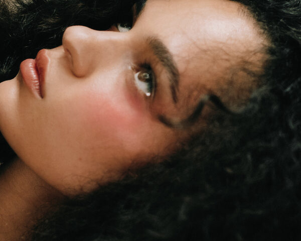 <b>70SEVEN</b> is pleased to welcome <b>Carolin Jarchow</b>, Hair &amp; Make-up Artist, Hamburg -- PLUS: the new LOJA lamp collection by Midgard, FERAL Mag and personal work
