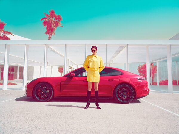 'Miami Spice' - photographed by <b>HOLGER WILD</b> with the Porsche Panamera in the lead role