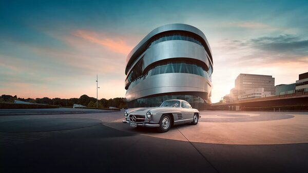 Vergangenheit, Gegenwart und Zukunft auf einem Bild&nbsp;-&nbsp;<b>ANKE LUCKMANN</b> fotografiert die Kampagne für das <b>Mercedes-Benz Museum</b>