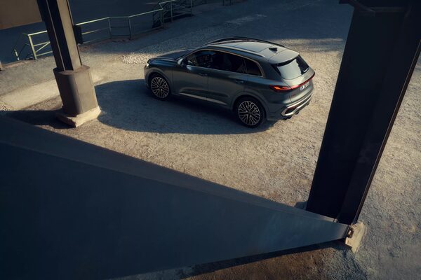 'AUDI SQ5 - EXPLORATION OF LIGHT' - shot by&nbsp;<b>MICHAEL HANISCH</b>