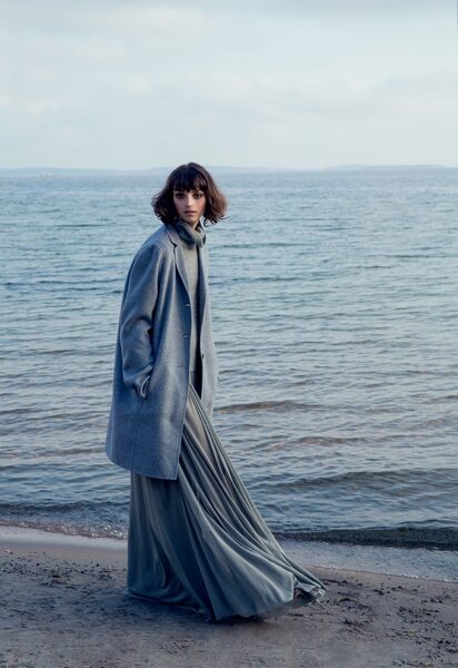 Vom Winde verweht - <b>Elisabeth TOLL</b> mit Winter-Editorial für die ELLE Sweden Dezember