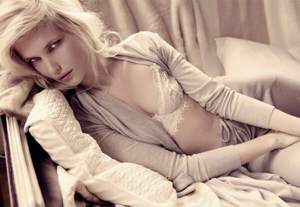 <b>lesARTISTS by Josef Stockinger</b> : Rea Garvey for MADZA, BALMAIN Army, PETRA L'OREAL special, VOGUE Mexico, NET-A-PORTER, CITIZEN K, HARPER'S BAZAAR China, INSTITUTE MAG, RUNWAY, GLINT ... and new entry Seraphine de Lima