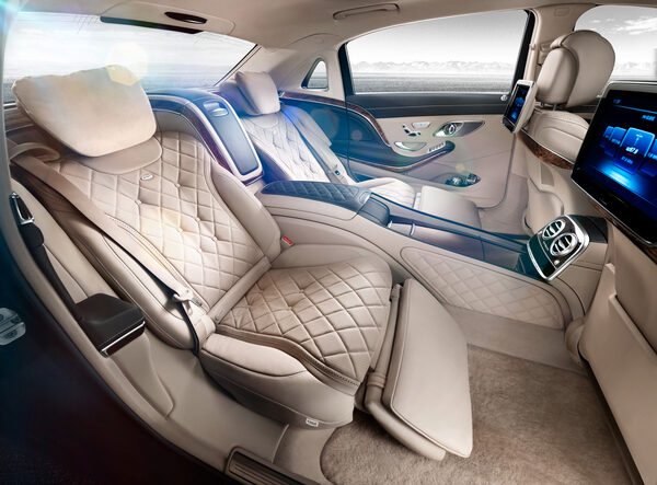 The new MERCEDES-MAYBACH S-Class is the ultimate luxury flagship in the Colorado Desert – photography by <b>Daniel Hartz</b>