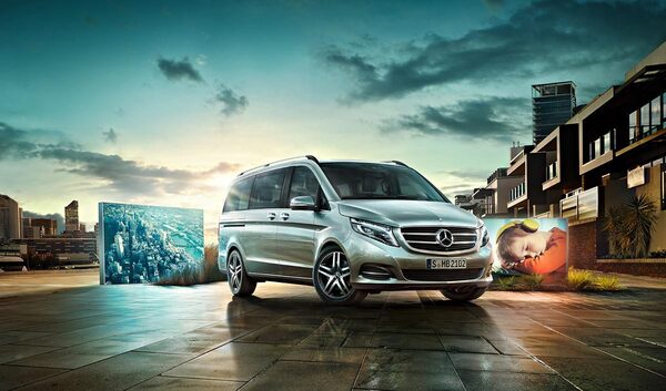 V-Class Down Under - <b>IMAGE NATION</b> carries out new MERCEDES production in Australia for Anke Luckmann