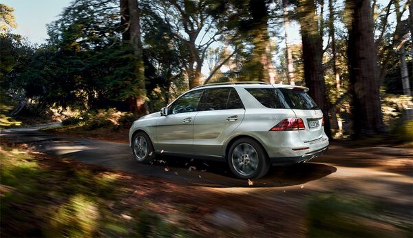 <b>Marc Trautmann</b> photographs MERCEDES BENZ GLE campaign for Jung von Matt on Lake Tahoe
