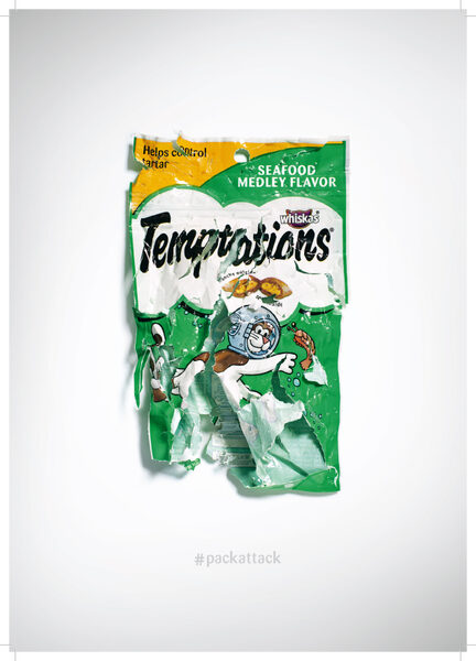 '#PACKATTACK' from TEMPTATIONS - the treat cats just love to pieces. In a spot by adam&amp;eveDDB - and we have the cuddly clip for you on GoSee