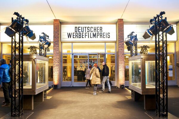 <b>Rekord beim Deutschen Werbefilmpreis</b>: über 30 Prozent mehr Wettbewerbseinreichungen als im Vorjahr - <b>GoSee verlost zwei Eintrittskarten</b>