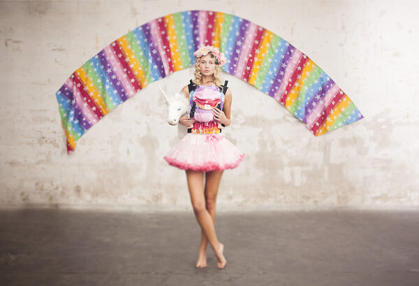 'kokadi – Babywearing Goes Fashion'. The image campaign by photographer <b>Pascal Albandopulos</b>