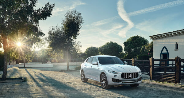 <b>STAUD STUDIOS</b> : 'Creating stage sets and worlds' René Staud photographs the new MASERATI LEVANTE – its premiere at the 2016 Geneva Motor Show and motifs here on GoSee