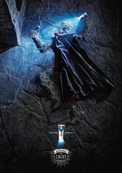 <b>Tim Thiel</b> : Stills for JOOP! Jewelry&amp;Time, BLANX whitening toothcare vampire for J. Walter Thompson, and YouTube stars 'Die Lochis' for SPARKASSE bank