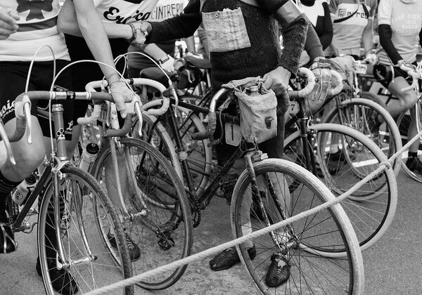 Homage to the historical bike race L'Eroica photographed by <b>Sandro BÄBLER</b> for KULT magazine