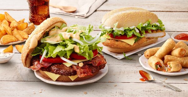 <b>MENU</b> : USTA magazine, TCHIBO campaign, MCDONALDS, plus new entries food &amp; still life photographer Maciek MILOCH and food illustrator Danuta NIERADA