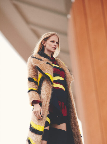 German Top Katrin Thormann legendär in der GLAMOUR Januar 2017 - Styling <b>Antje WINTER c/o SHOTVIEW BERLIN</b>, Fotos Adam Whitehead