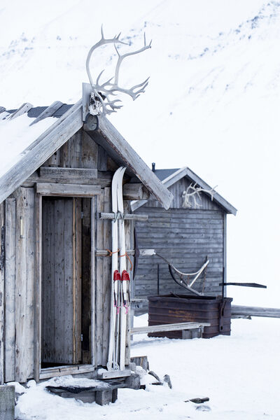 Homey in SVALBARD - <b>Lena GRANEFELT c/o AGENT MOLLY &amp; CO</b> photographs for the Swedish magazine LANTLIV in neighboring Norway