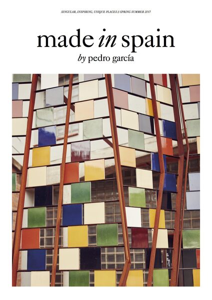 'Made in Spain' - <b>DORA JOKER</b> produces for the PEDRO GARCIA shoe magalog in Catalonia, photos: Daniel Riera