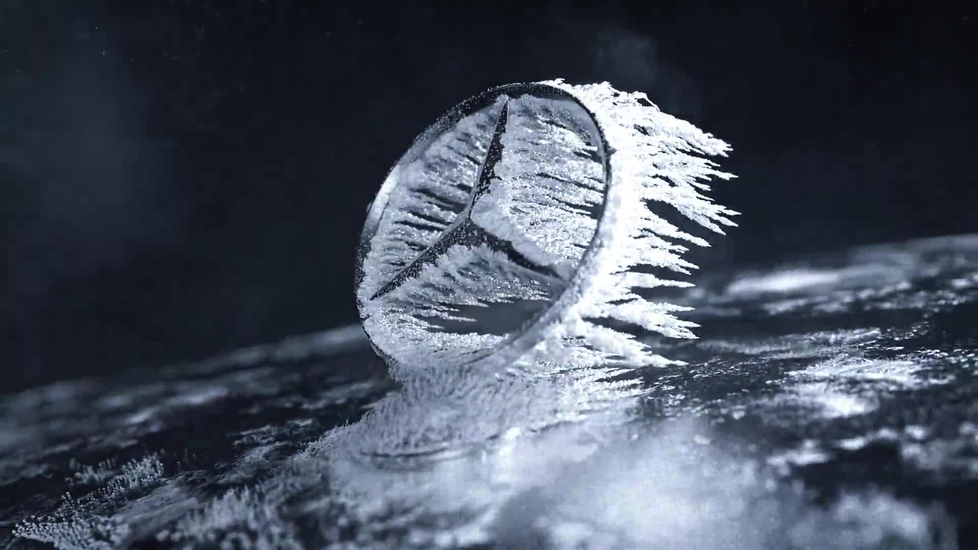 Winter is here! Animation & Keymotiv für Mercedes-Benz 4MATIC all-wheel drive von <b>Friendly Fire</b> für PKP BBDO Vienna