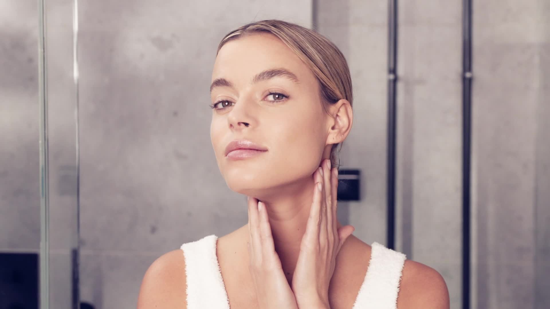 Model Melizzane Bergeron is the beautiful testimonial for <b>LÖWENGRIP –</b> a commercial directed by <b>CHRIS TRIBELHORN</b>