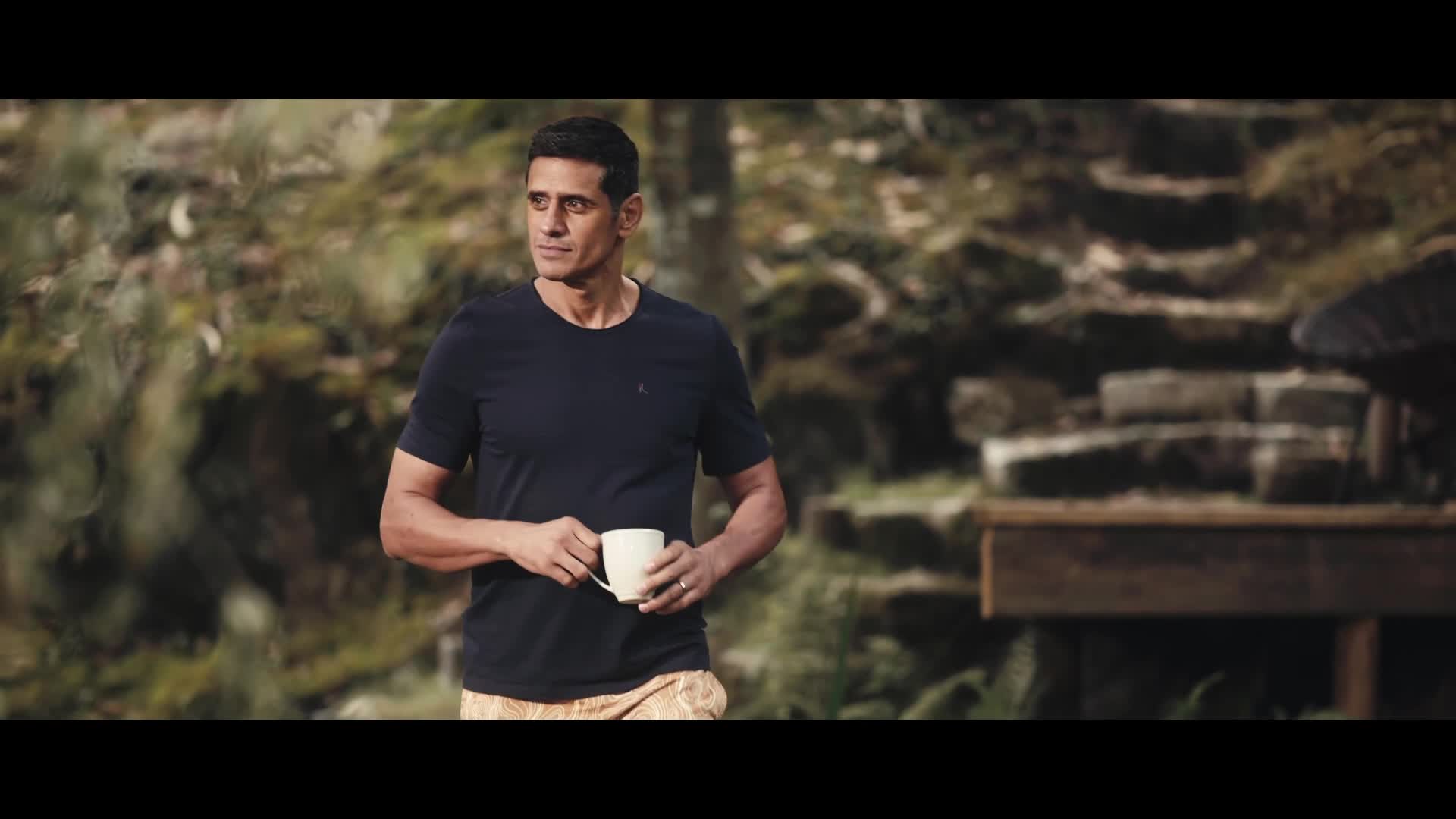 ‘ALIVE - CLOSEST IN HUBER’ - the <b>HUBER BODYWEAR S/S COLLECTION</b> in an image film by<b> Eric FRIDEEN c/o SONJA HEINTSCHEL</b>