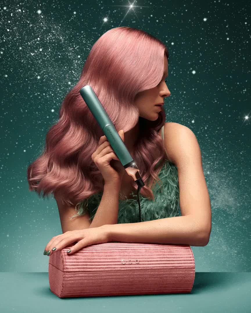 <b>Fernando GOMEZ c/o ROCKENFELLER & GÖBELS</b> fotografiert und animiert die <b>GHD</b> Weihnachts-Kampagne 2023