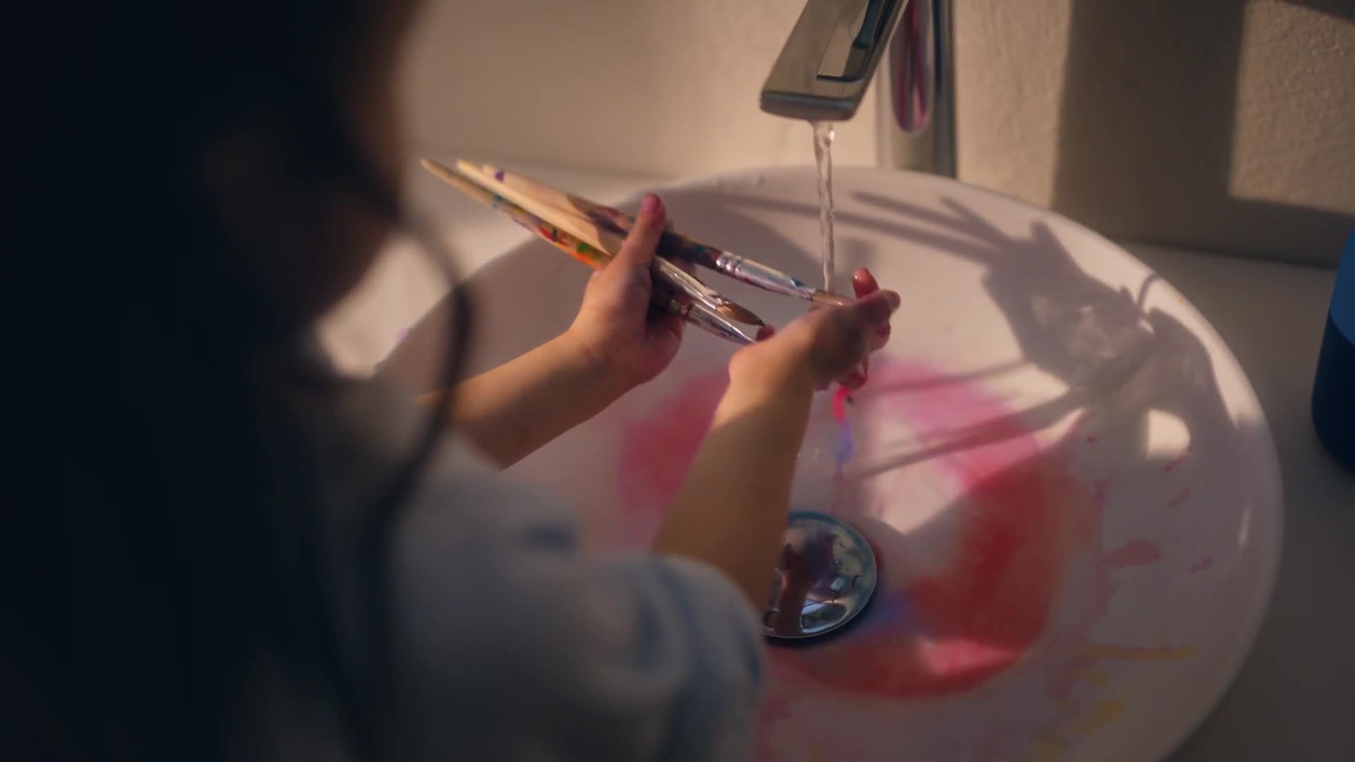 <b>DURAVIT ‘Upgrade Your Everyday’ campaign</b> by Director <b>Kai-Uwe Gundlach</b> for Scholz & Friends, produced by <b>NU PROJECTS</b>