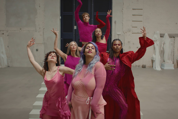 <b>DOUGLAS </b>SINGLES’ DAY SPOT by Director Katia Wik – with makeup and hair by Anna&nbsp;SADAMORI and Melisande PAGE, both c/o&nbsp;<b>SHOTVIEW</b>