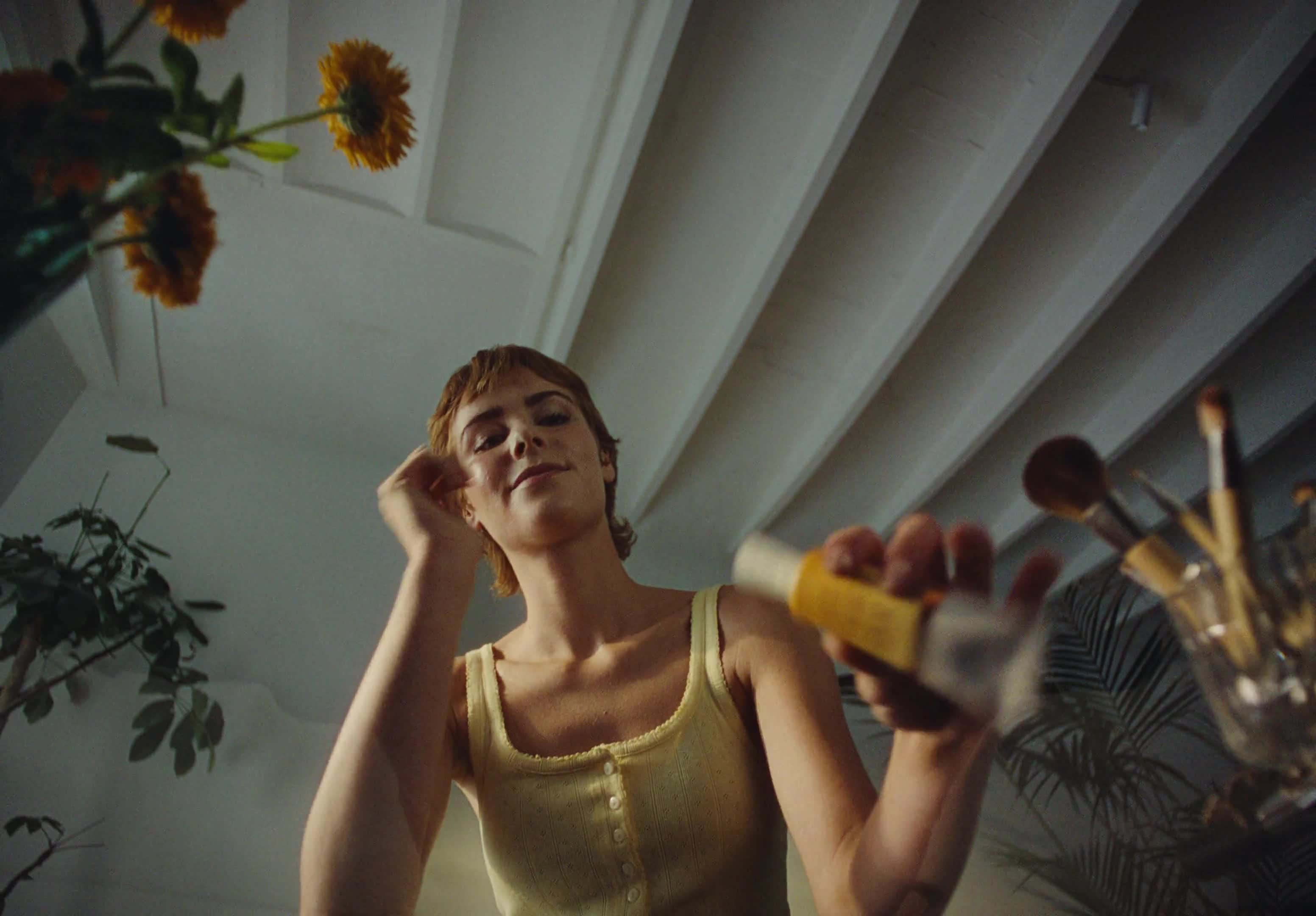 Protect that glow - FALCA produces the 'Summer Feeling' commercial for SIMPLE Skincare and AKQA London in Barcelona