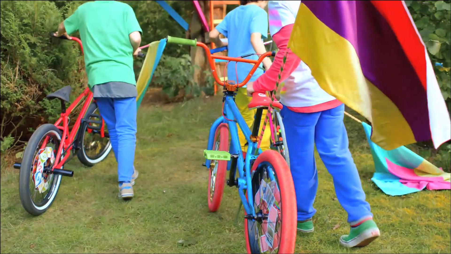 BRILLUX - director & DOP <b>Lutz HATTENHAUER</b> ‘s 30 second commercial spot here on GoSee